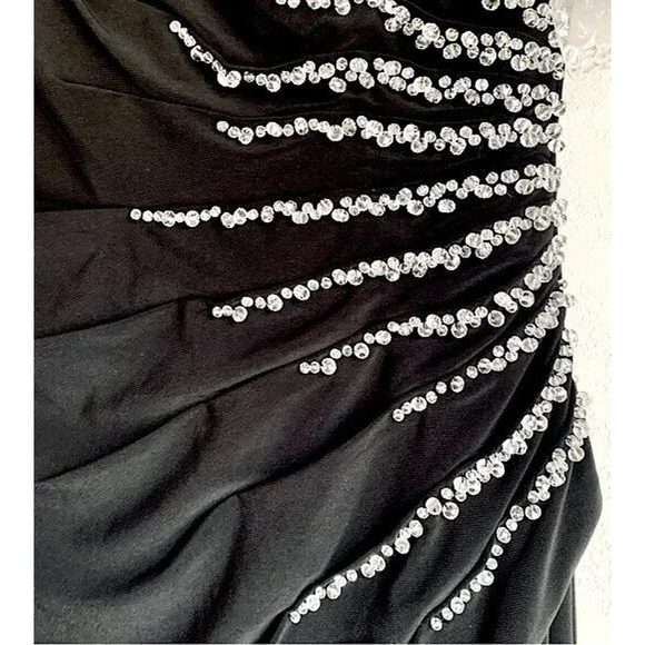 NWT Mac Duggal 11670‎ Slit Gown with Side Beaded Sequins Black Sz 8 $398 - Picture 5 of 6